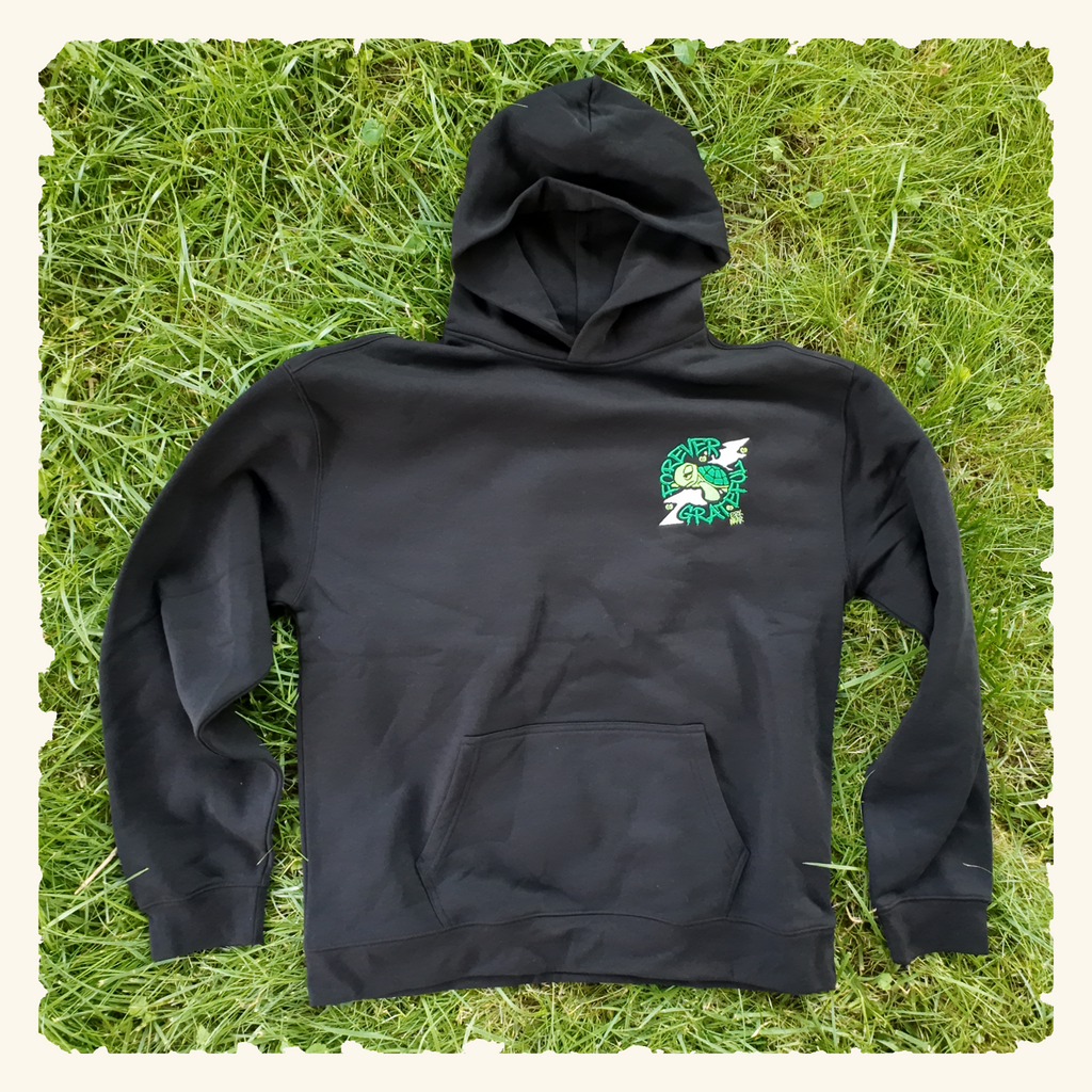 Forever Grateful Evergreen - Campfire Hoodie - Black