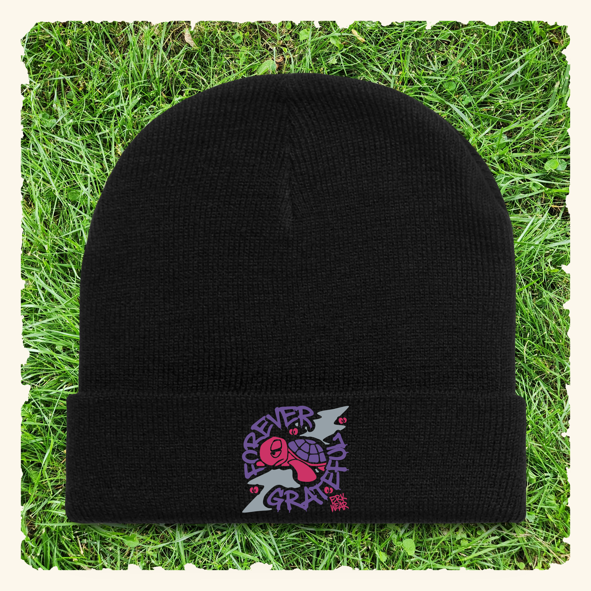 Forever Grateful Wildberry - Beanie - Black