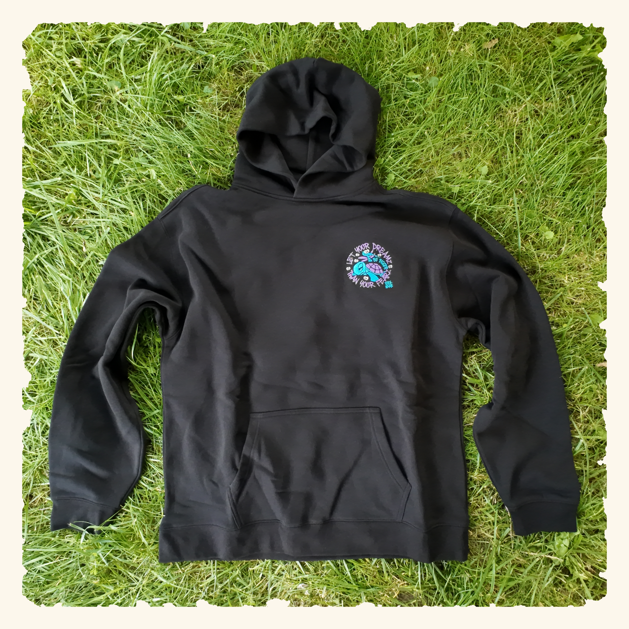 Let Your Dreamz Be Bigger Than Your Fearz Blurpleberry - Campfire Hoodie - Black