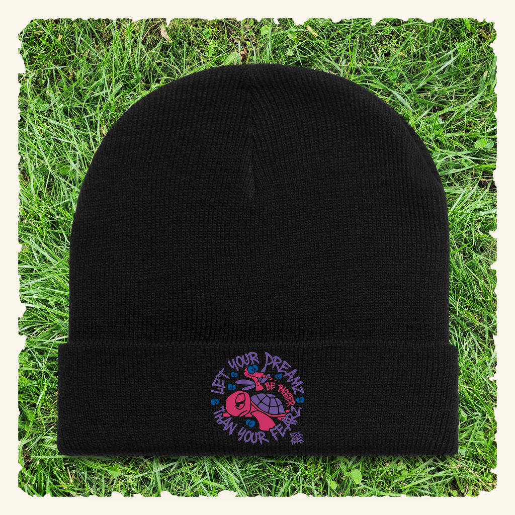 Let Your Dreamz Be Bigger Than Your Fearz Wildberry - Beanie - Black