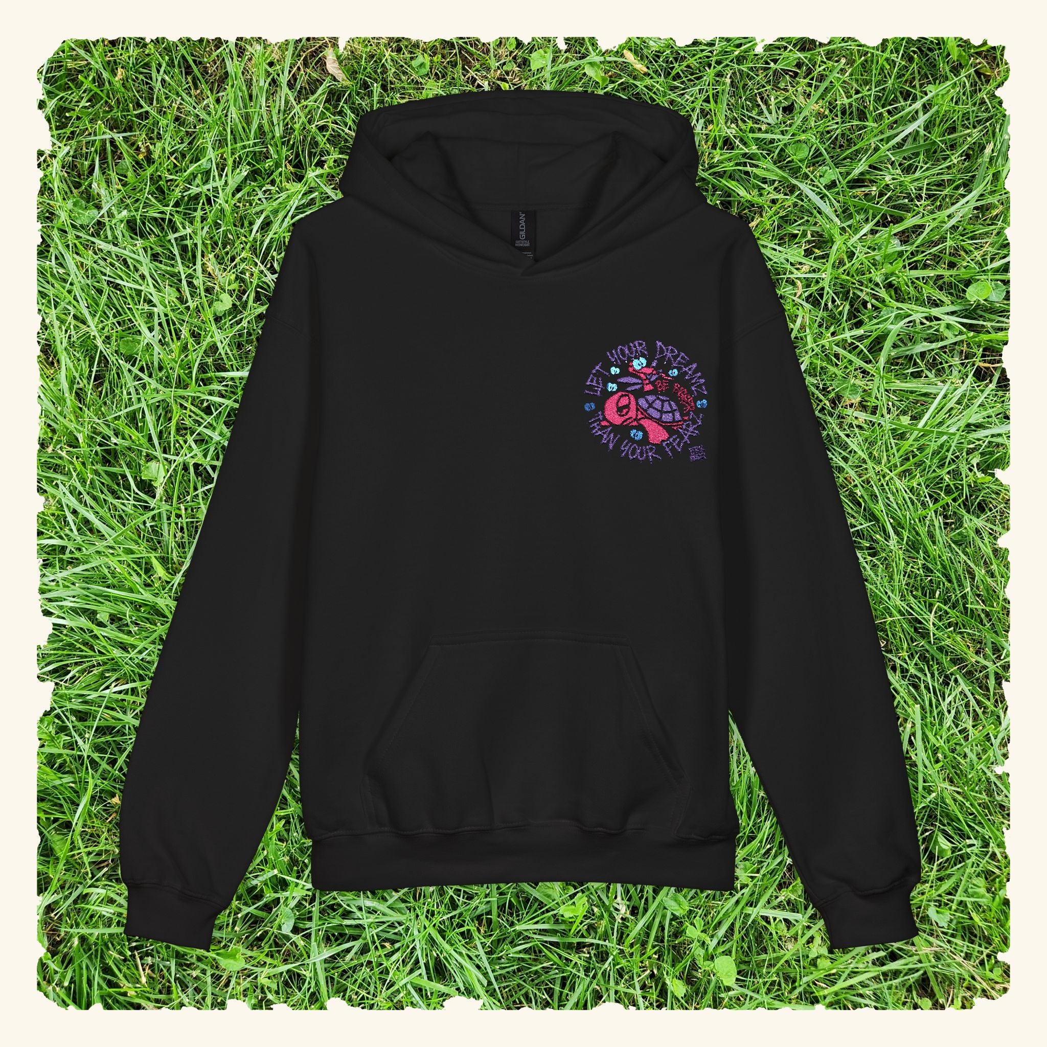 Let Your Dreamz Be Bigger Than Your Fearz Wildberry - Junior Trailblazer Hoodie - Black