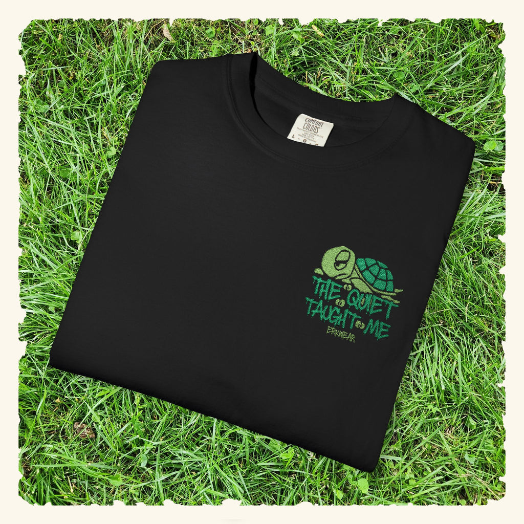The Quiet Taught Me Evergreen - Classic T-shirt - Black